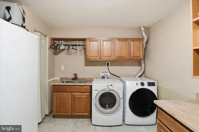 $1,000,000 | 43004 Battery Point Place, Leesburg, VA 20176