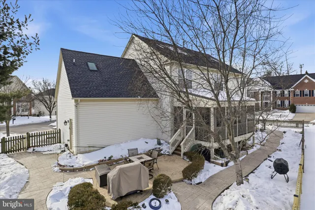 $1,000,000 | 43004 Battery Point Place, Leesburg, VA 20176