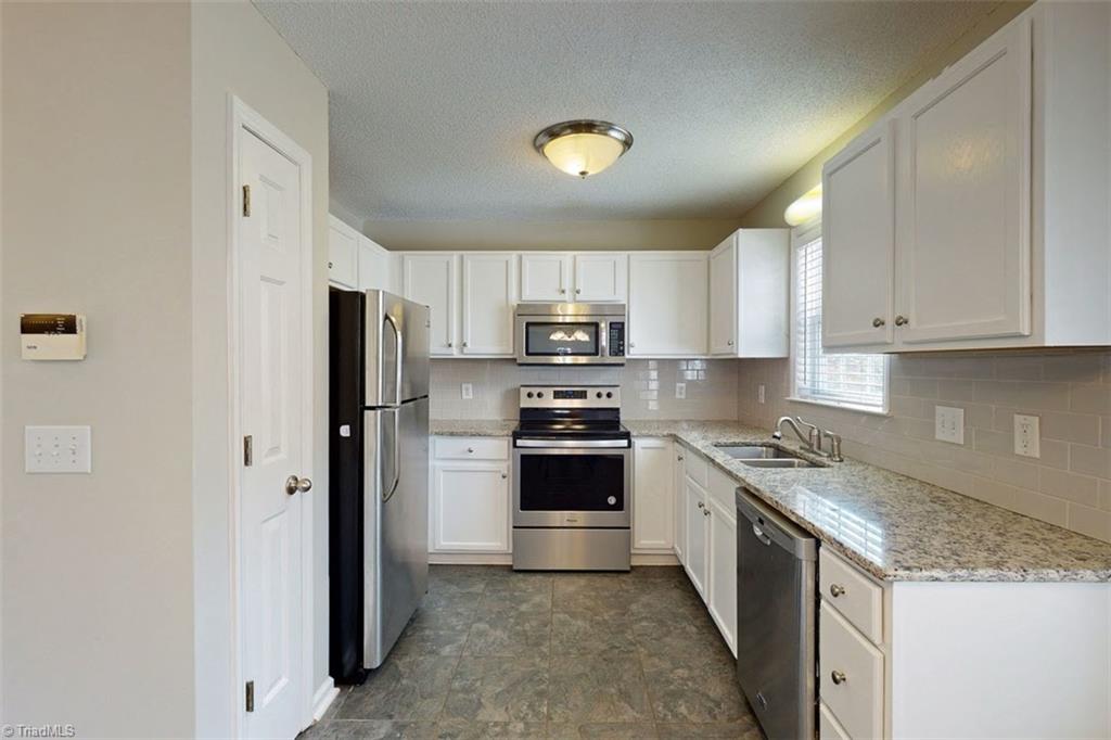 6036 Holder Road Clemmons, NC 27012 - Photo 4 of 17 Gallery Image 4