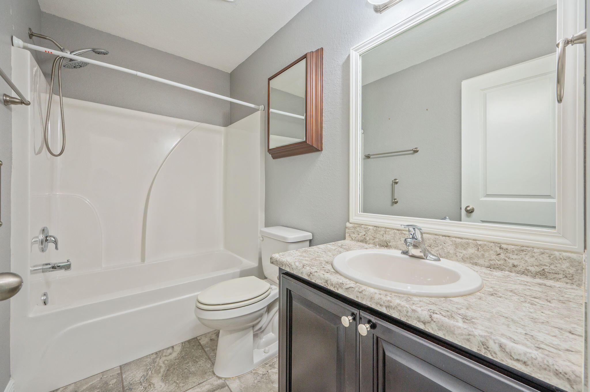 6223 Ithaca Street Milton, FL 32570 - Photo 27 of 43 Bathroom