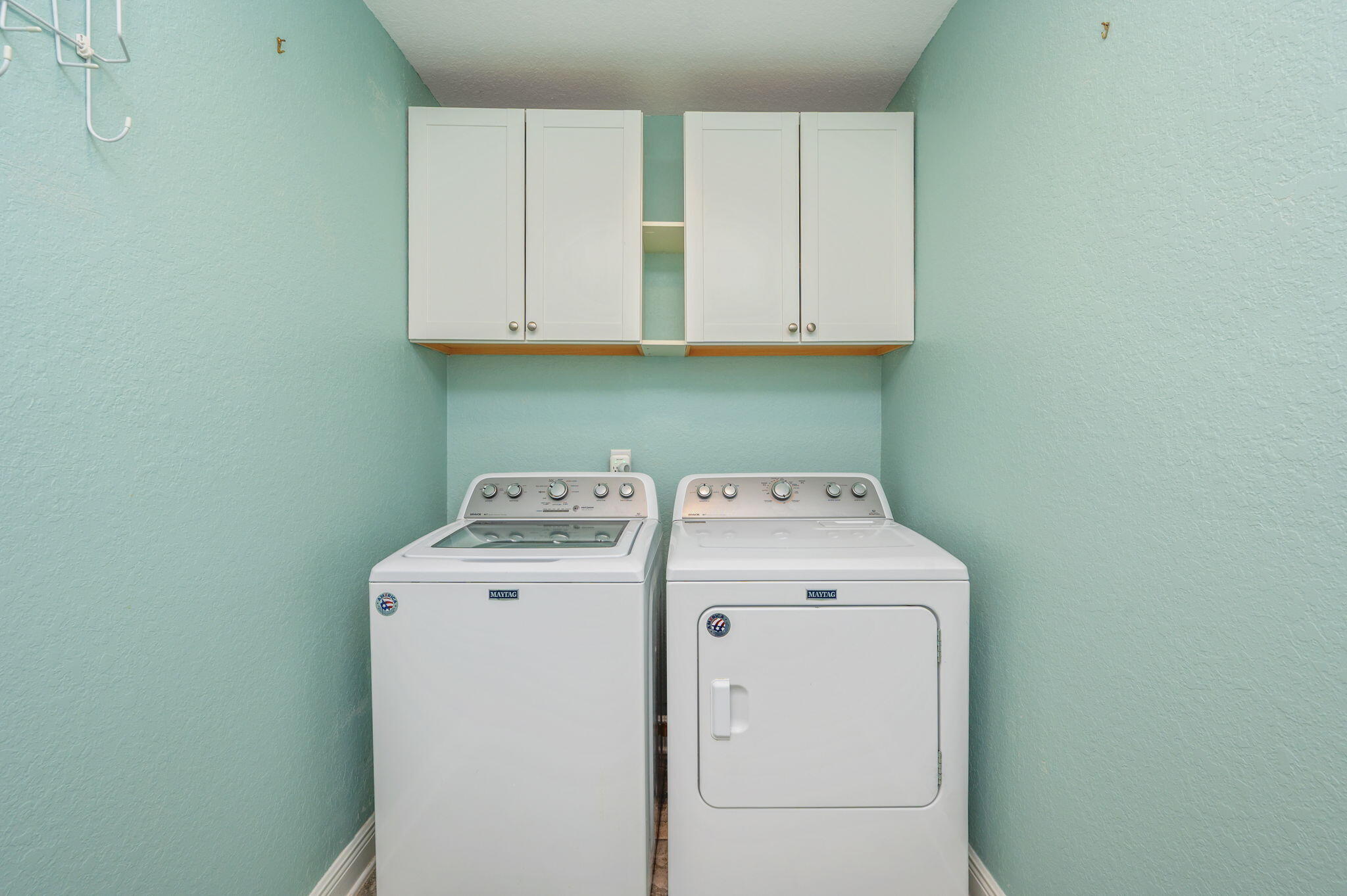 6223 Ithaca Street Milton, FL 32570 - Photo 35 of 43 Laundry Room