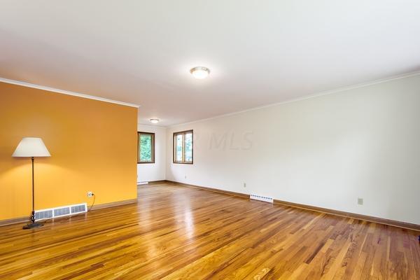 2673 Shrewsbury Road Columbus, OH 43221 - Photo 3 of 20
