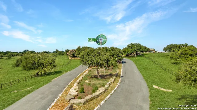 $114,900 | 212 North John Bird, Blanco, TX 78606