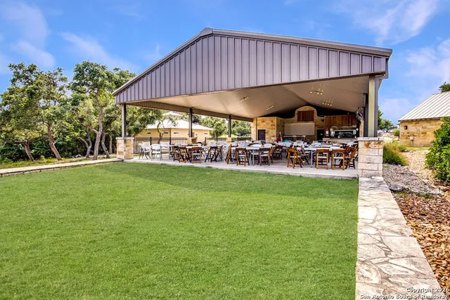 $114,900 | 212 North John Bird, Blanco, TX 78606