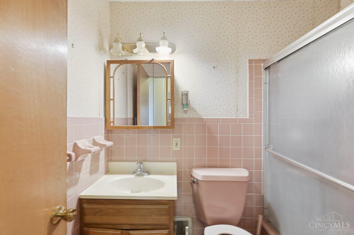 5110 Foley Road Cincinnati, OH 45238 - Photo 26 of 34