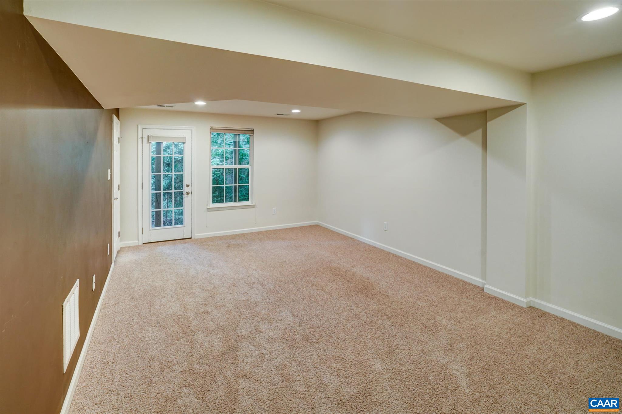 826 Rockcreek Road Charlottesville, VA 22903 - Photo 32 of 47 Gallery Image 32