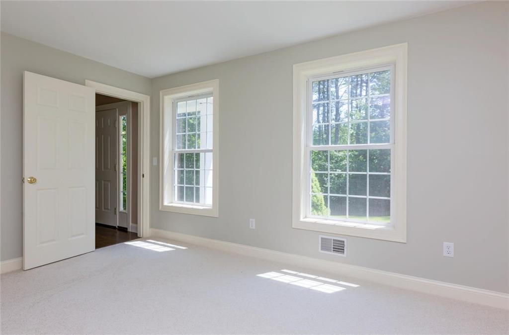 33 Webster Road Buxton, ME 04093 - Photo 15 of 24 Photo