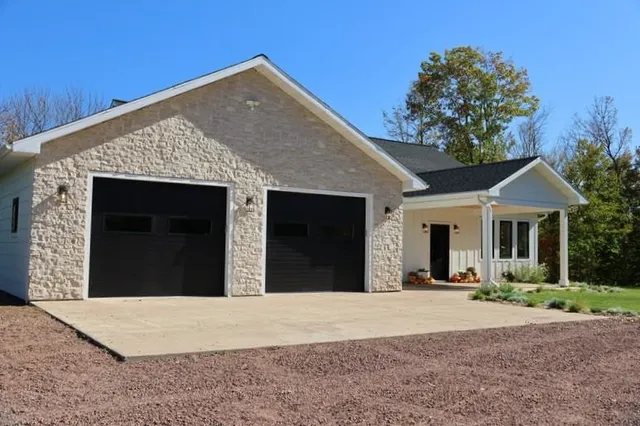 $665,000 | 39142 North York Road, High Bridge, WI 54846