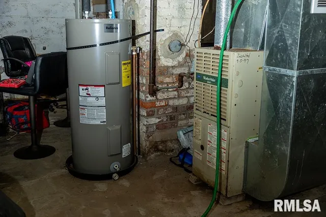 $99,500 | 907 Franklin Avenue, Greenville, IL 62246