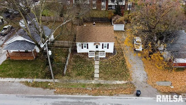 $99,500 | 907 Franklin Avenue, Greenville, IL 62246