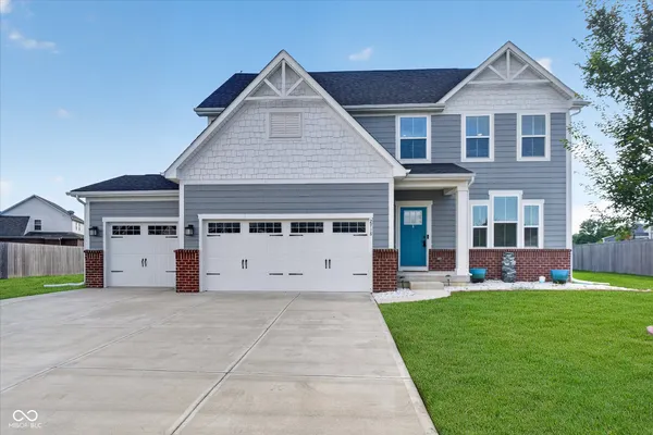 $465,000 | 2718 Chalbury Drive, Plainfield, IN 46168