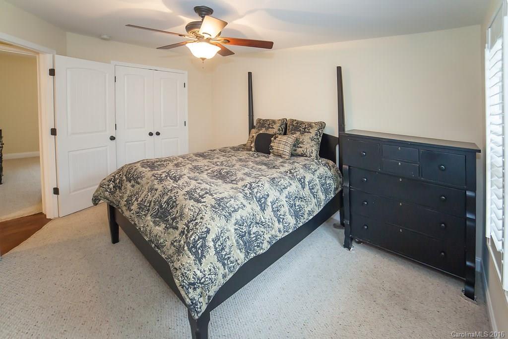 4919 Park Road, Unit E Charlotte, NC 28209 - Photo 12 of 17 Gallery Image 12