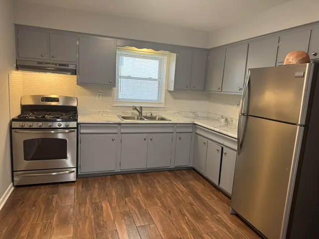 $1,600 | 5484 West Higgins Avenue, Unit GC, Chicago, IL 60630
