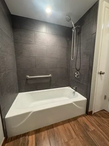 $1,600 | 5484 West Higgins Avenue, Unit GC, Chicago, IL 60630