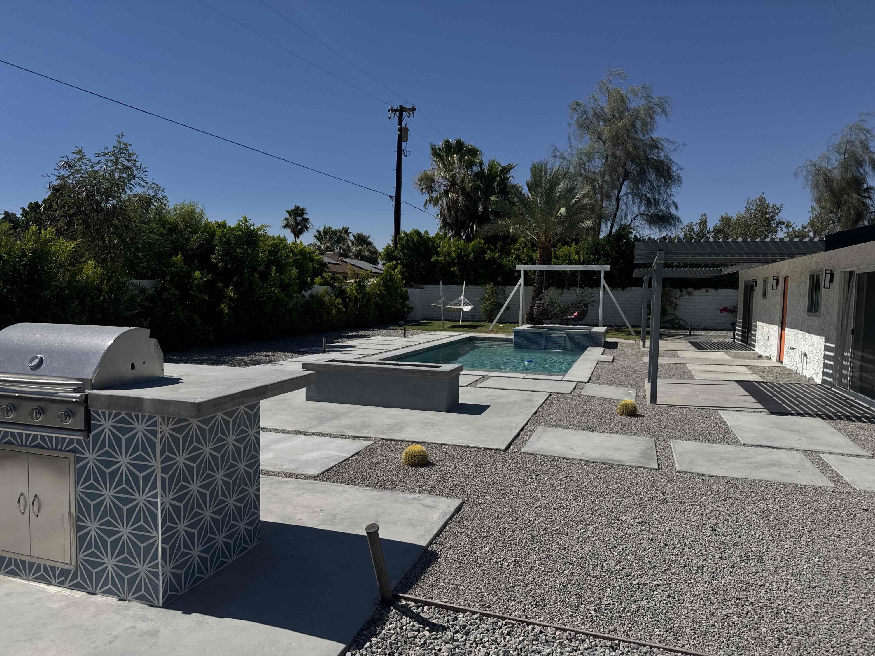 2175 North Sandra Road Palm Springs, CA 92262 - Photo 2 of 10 2