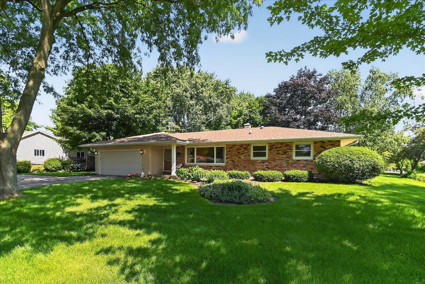 3742 Elna Road Madison, WI 53718 - Photo 2 of 72