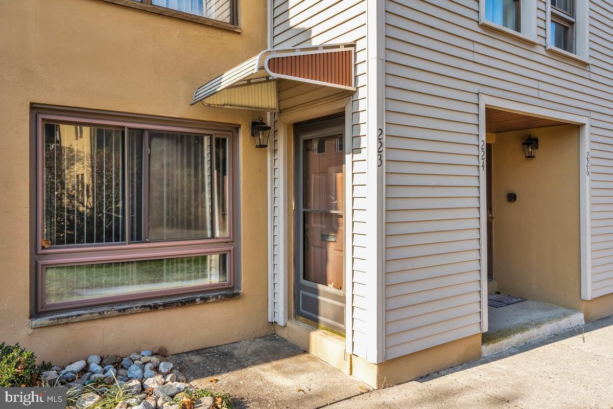 223 James Marlton, NJ 08053 - Photo 3 of 28 a front view of a house