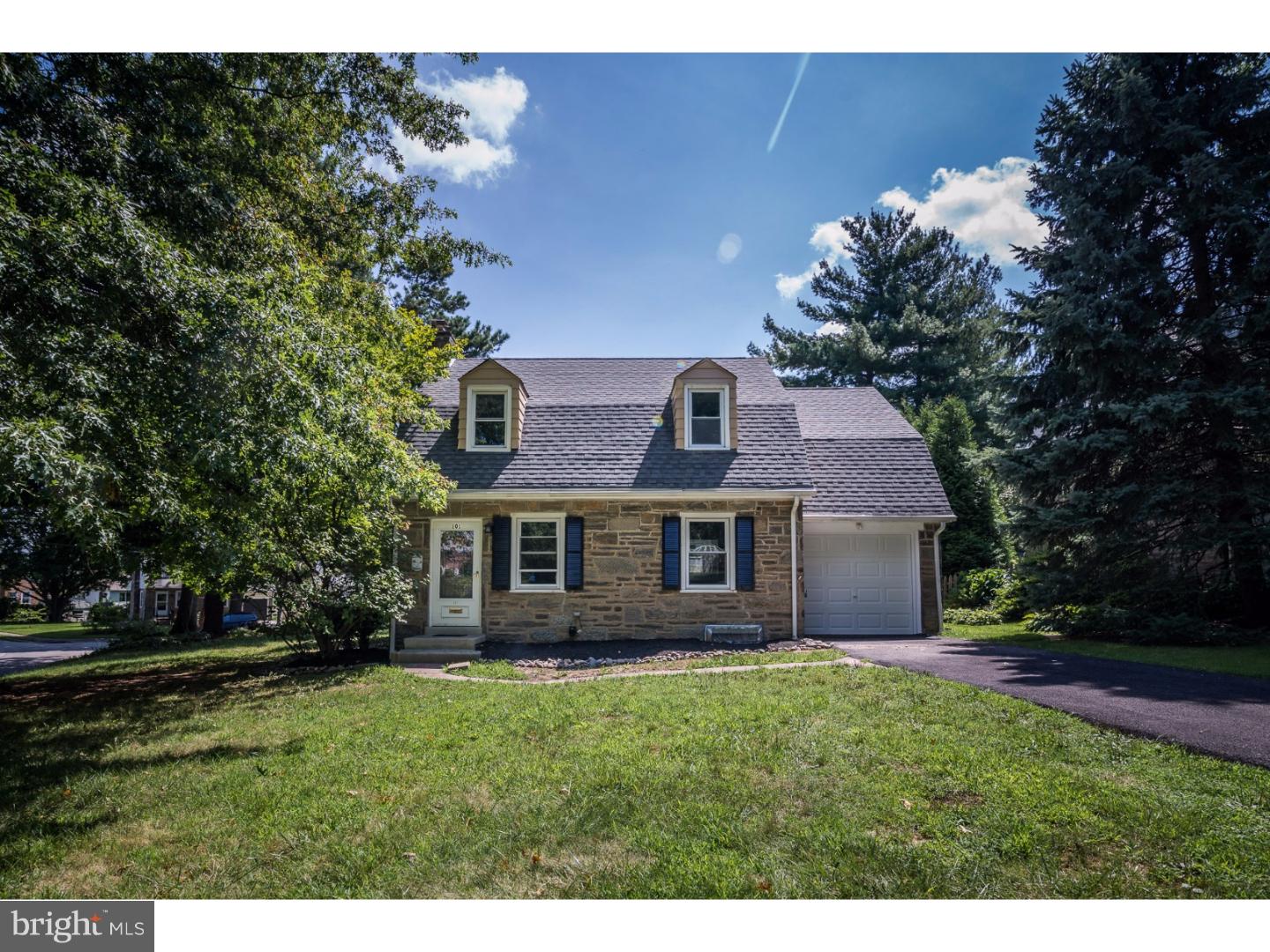 101 Berkeley Road Glenside, PA 19038 - Photo 1 of 20 Front Yard