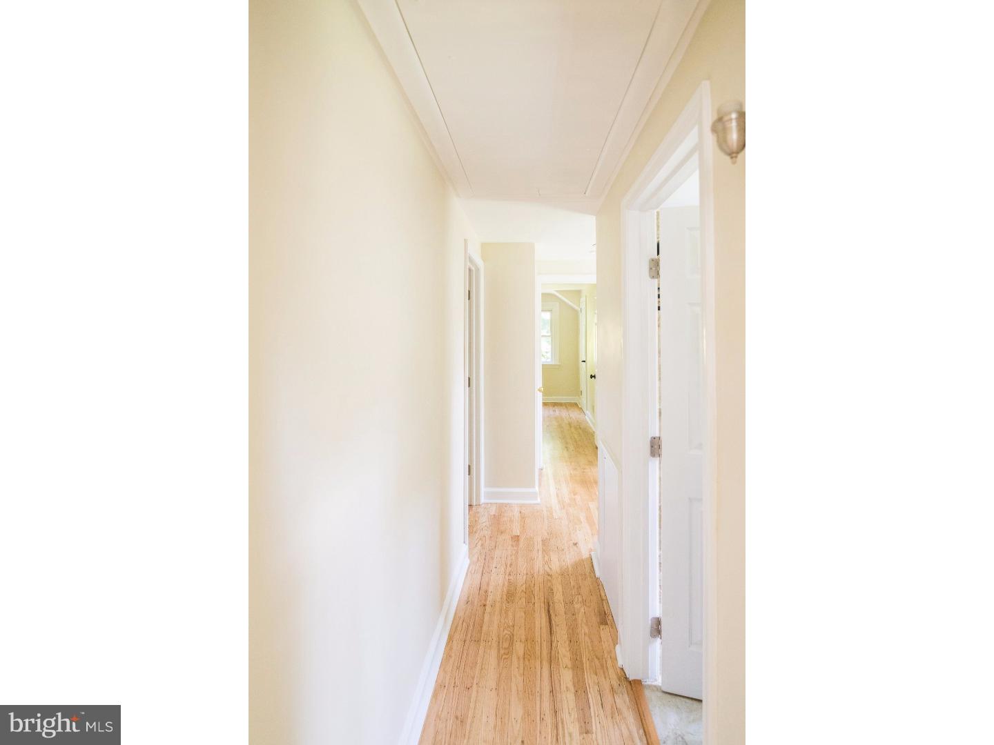 101 Berkeley Road Glenside, PA 19038 - Photo 17 of 20 Hallway