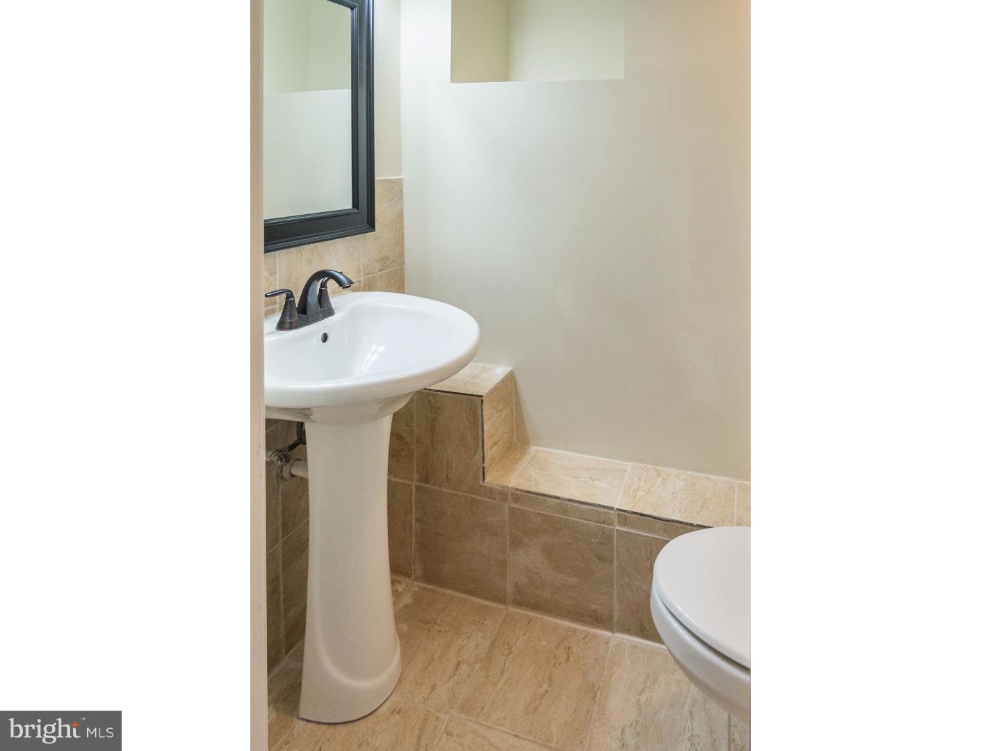 101 Berkeley Road Glenside, PA 19038 - Photo 18 of 20 Bathroom