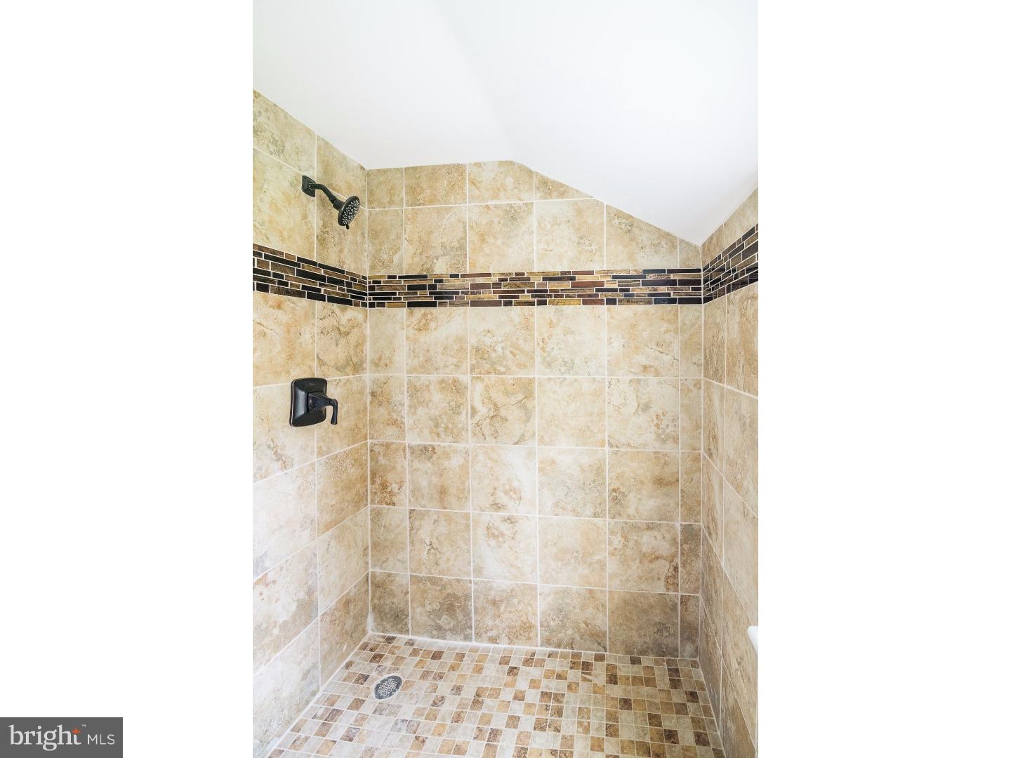 101 Berkeley Road Glenside, PA 19038 - Photo 10 of 20 Bathroom
