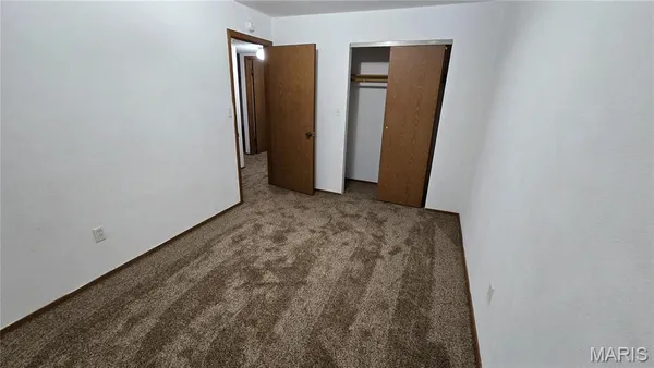 $1,050 | 13 Yorkshire Lane, Unit 1, Shiloh, IL 62221