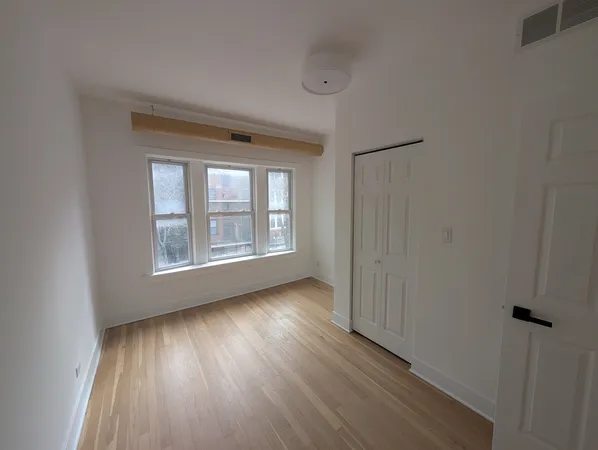 $2,200 | 1522 West Ardmore Avenue, Unit 2W, Chicago, IL 60660