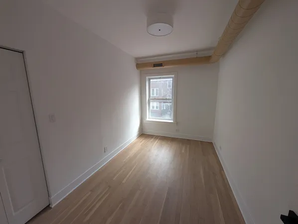 $2,200 | 1522 West Ardmore Avenue, Unit 2W, Chicago, IL 60660
