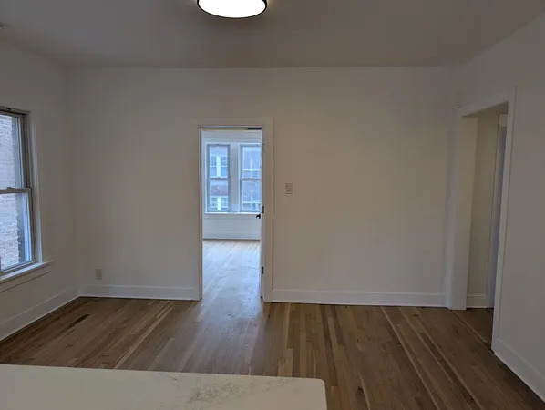 $2,200 | 1522 West Ardmore Avenue, Unit 2W, Chicago, IL 60660