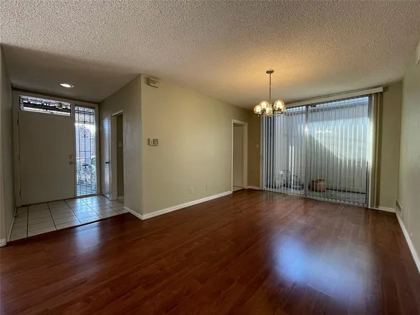 $269,500 | 4500 Westridge Avenue, Unit 18, Fort Worth, TX 76116