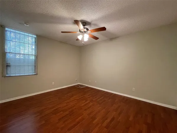$269,500 | 4500 Westridge Avenue, Unit 18, Fort Worth, TX 76116