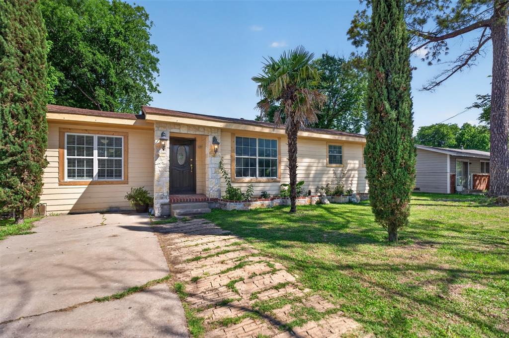 604 Graham Street Cleburne, TX 76033 - Photo 1 of 30