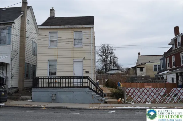 $225,000 | 320 South 11th Street, Easton, PA 18042