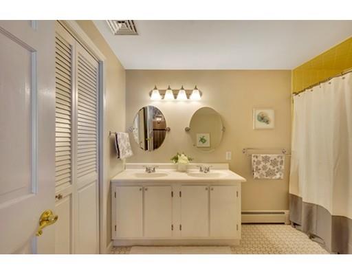 8 Briarwood Road Woburn, MA 01801 - Photo 14 of 30