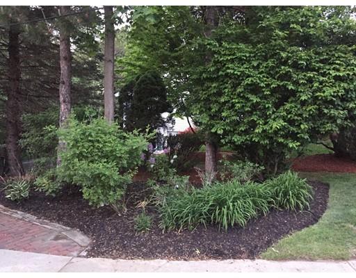 8 Briarwood Road Woburn, MA 01801 - Photo 30 of 30