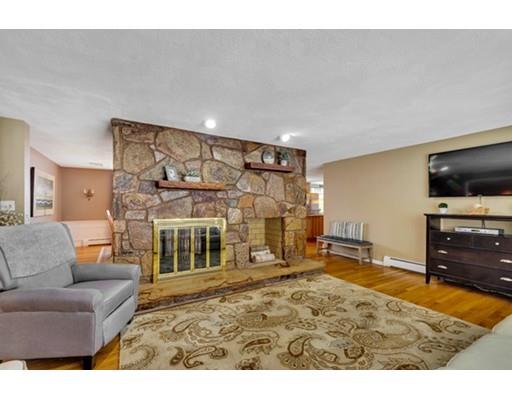 8 Briarwood Road Woburn, MA 01801 - Photo 5 of 30