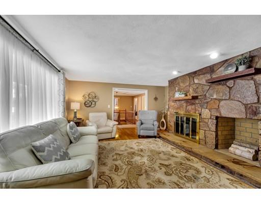 8 Briarwood Road Woburn, MA 01801 - Photo 6 of 30