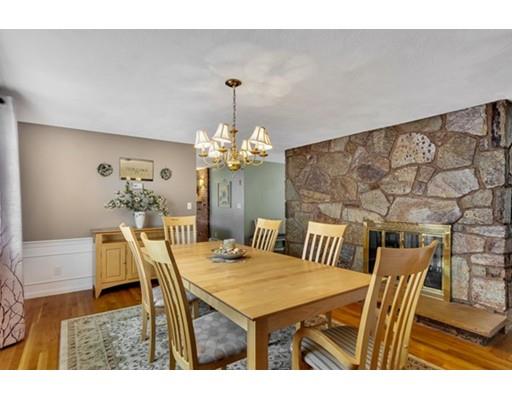 8 Briarwood Road Woburn, MA 01801 - Photo 9 of 30