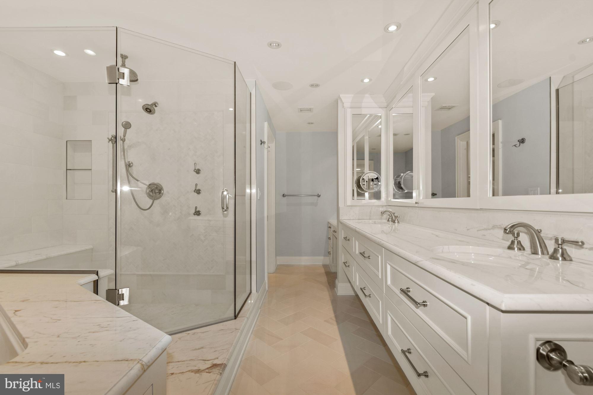 3030 K Street Northwest, Unit 201 Washington, DC 20007 - Photo 13 of 19 En-suite Bath