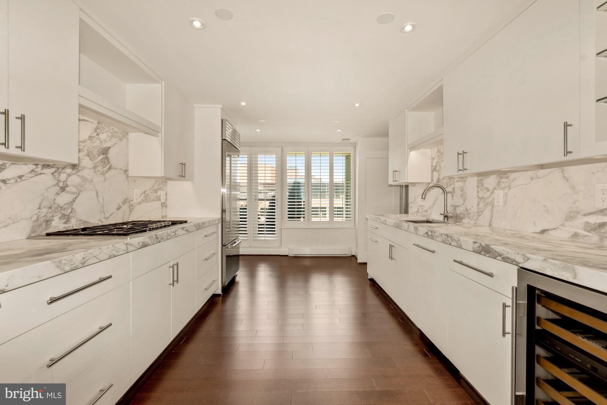 3030 K Street Northwest, Unit 201 Washington, DC 20007 - Photo 6 of 19 Kitchen