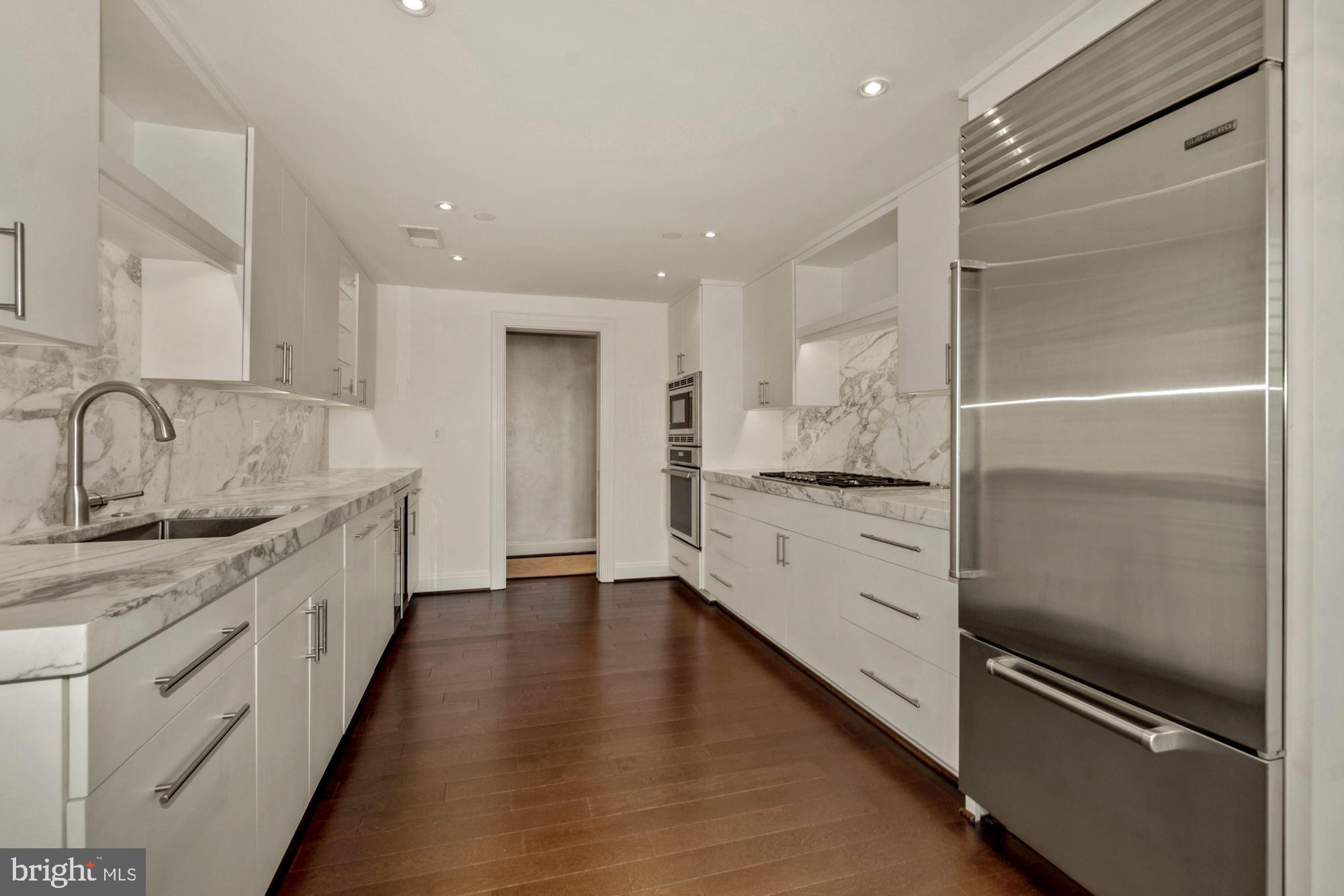 3030 K Street Northwest, Unit 201 Washington, DC 20007 - Photo 7 of 19 Kitchen