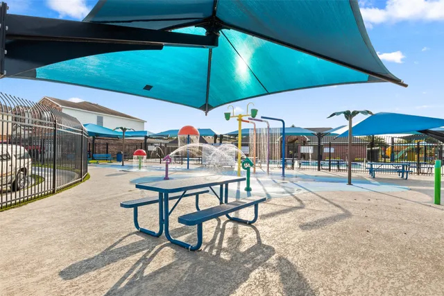 $310,000 | 15418 Cielo Azul Lane, Channelview, TX 77530