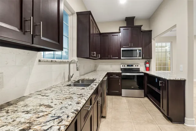 $310,000 | 15418 Cielo Azul Lane, Channelview, TX 77530