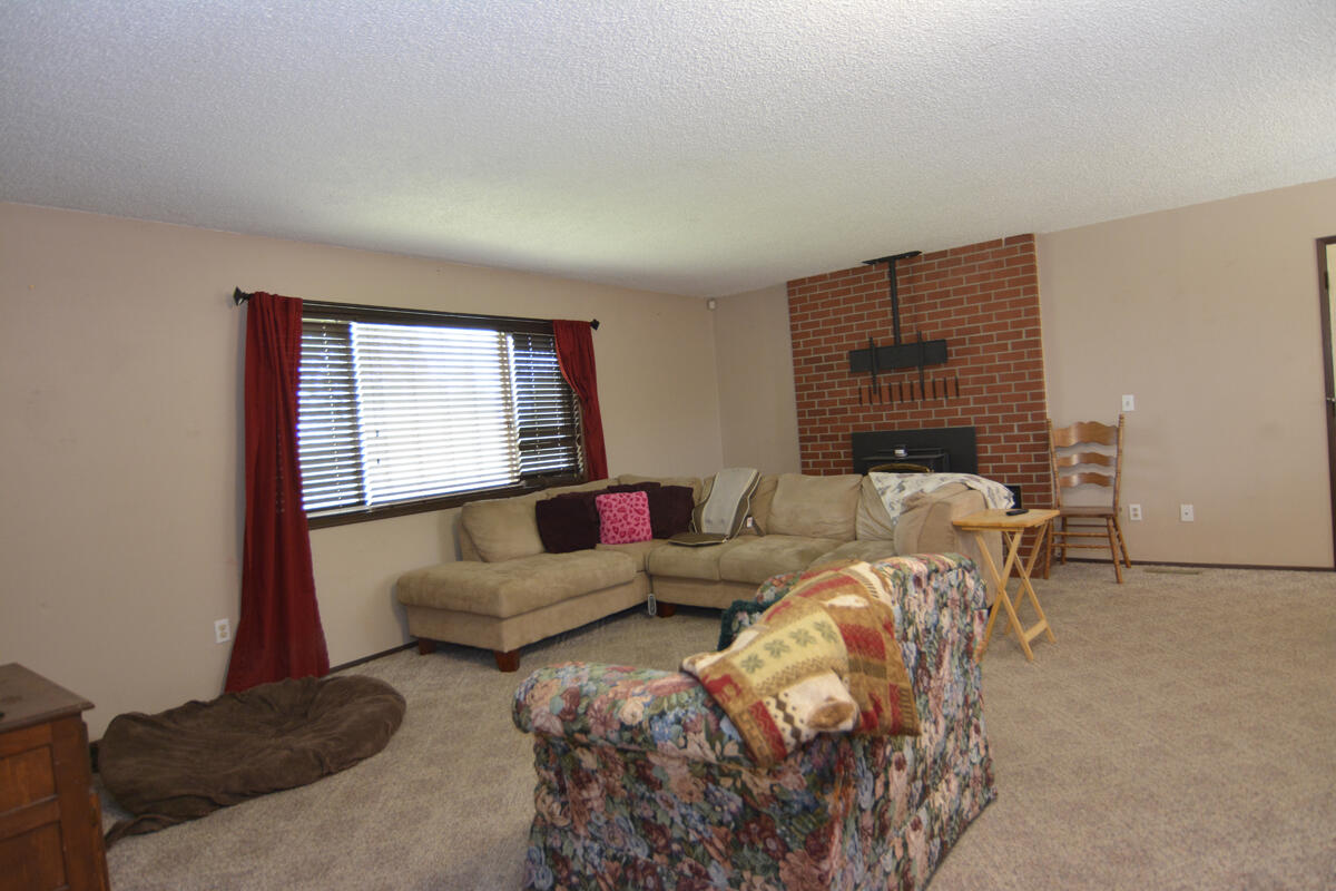 715 East Ridgeview Drive Culver, OR 97734 - Photo 11 of 23 11