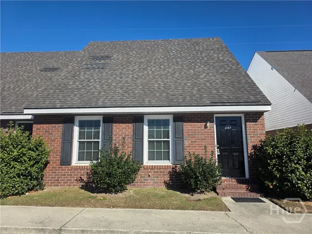 $1,000 | 230 Lanier Drive, Unit 289, Statesboro, GA 30458