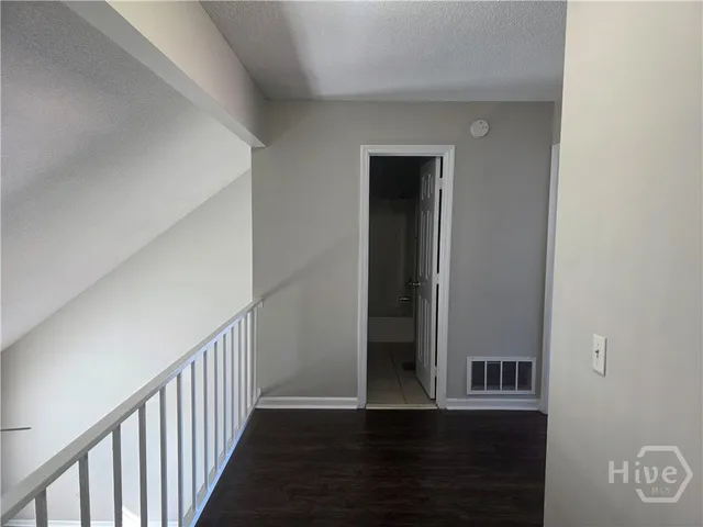 $1,000 | 230 Lanier Drive, Unit 289, Statesboro, GA 30458