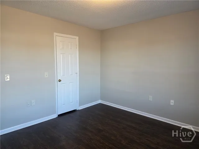 $1,000 | 230 Lanier Drive, Unit 289, Statesboro, GA 30458