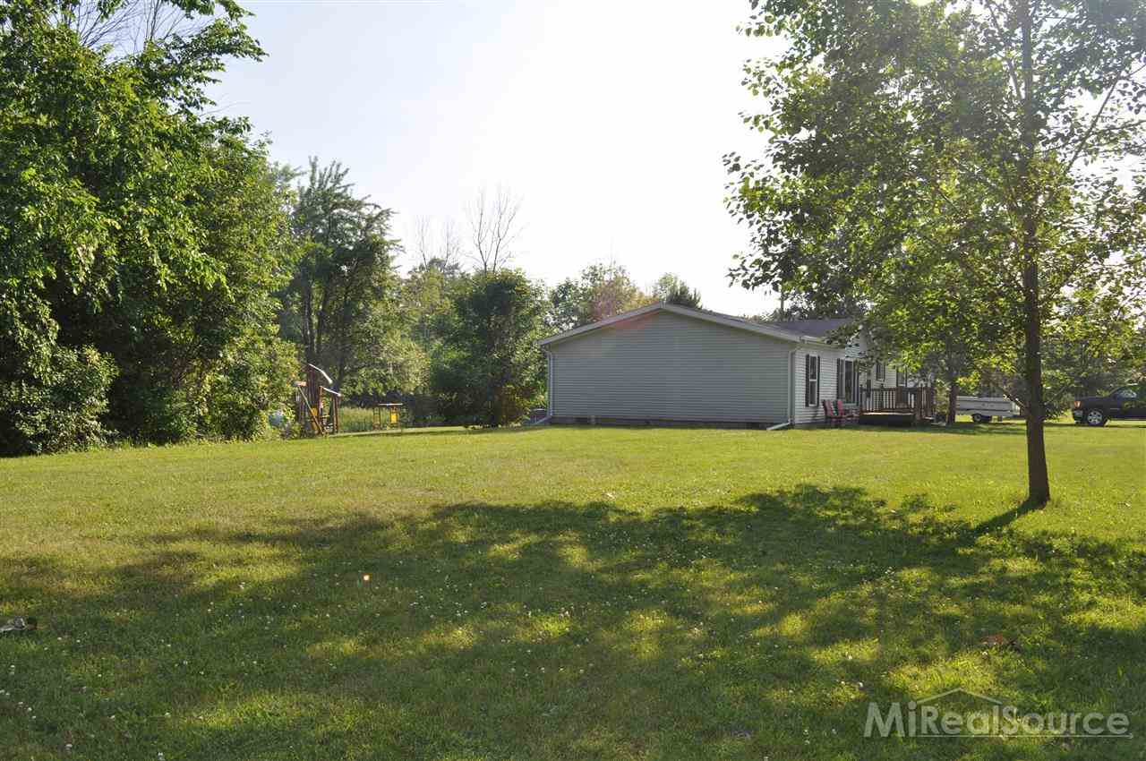 9643 Sparling Road Goodells, MI 48027 - Photo 2 of 24 31199463-1.JPG