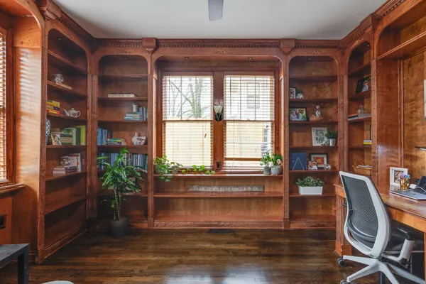 $649,000 | 1499 Harbert Avenue, Memphis, TN 38104