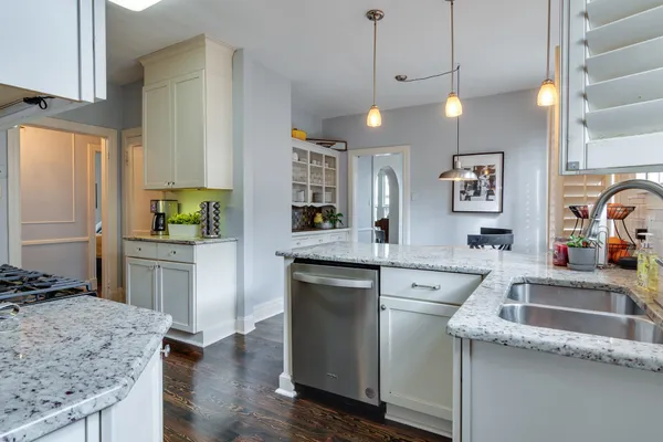 $649,000 | 1499 Harbert Avenue, Memphis, TN 38104